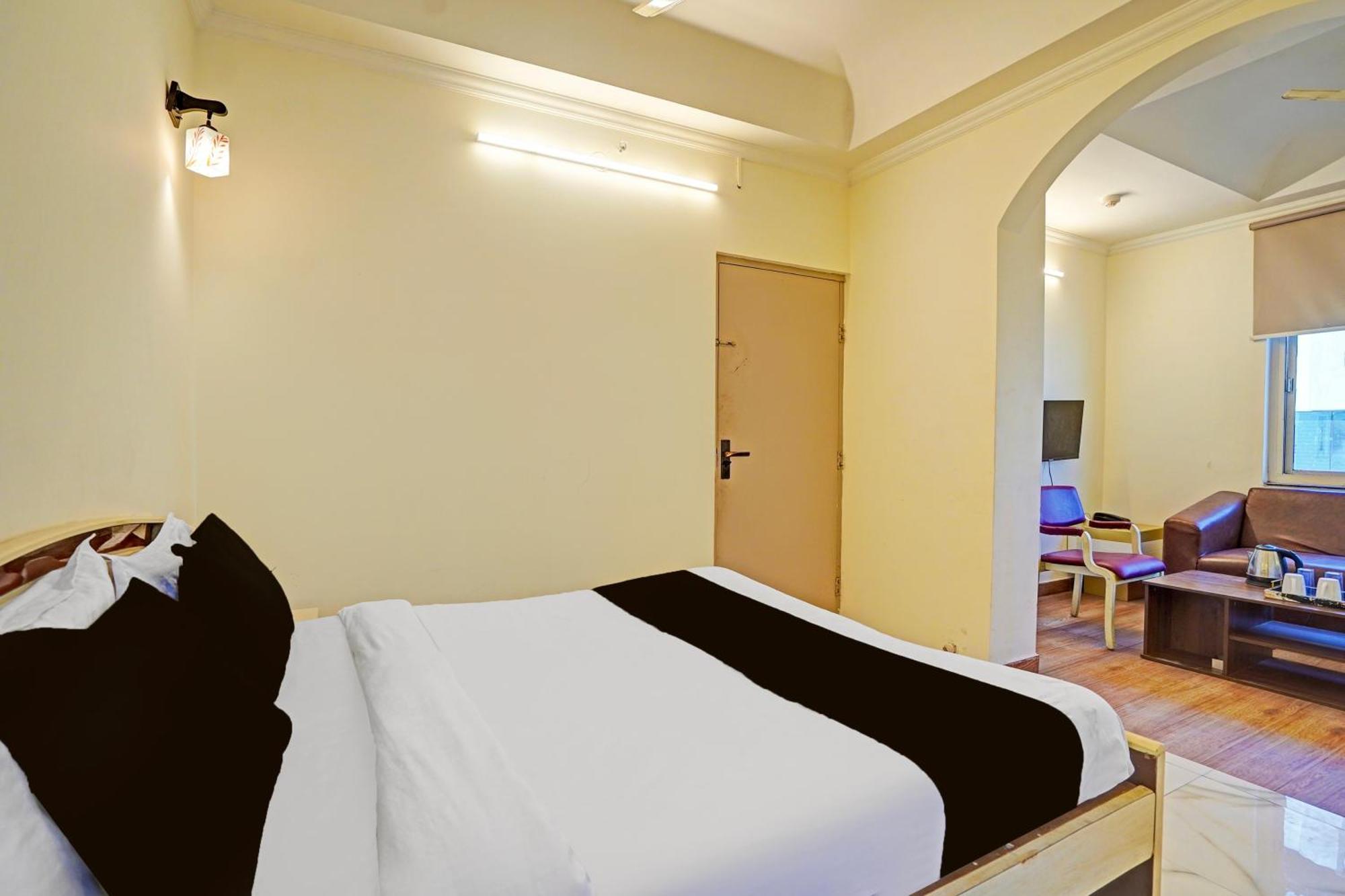Townhouse Oak Nirman Nagar Mansarovar Jaipur Eksteriør billede