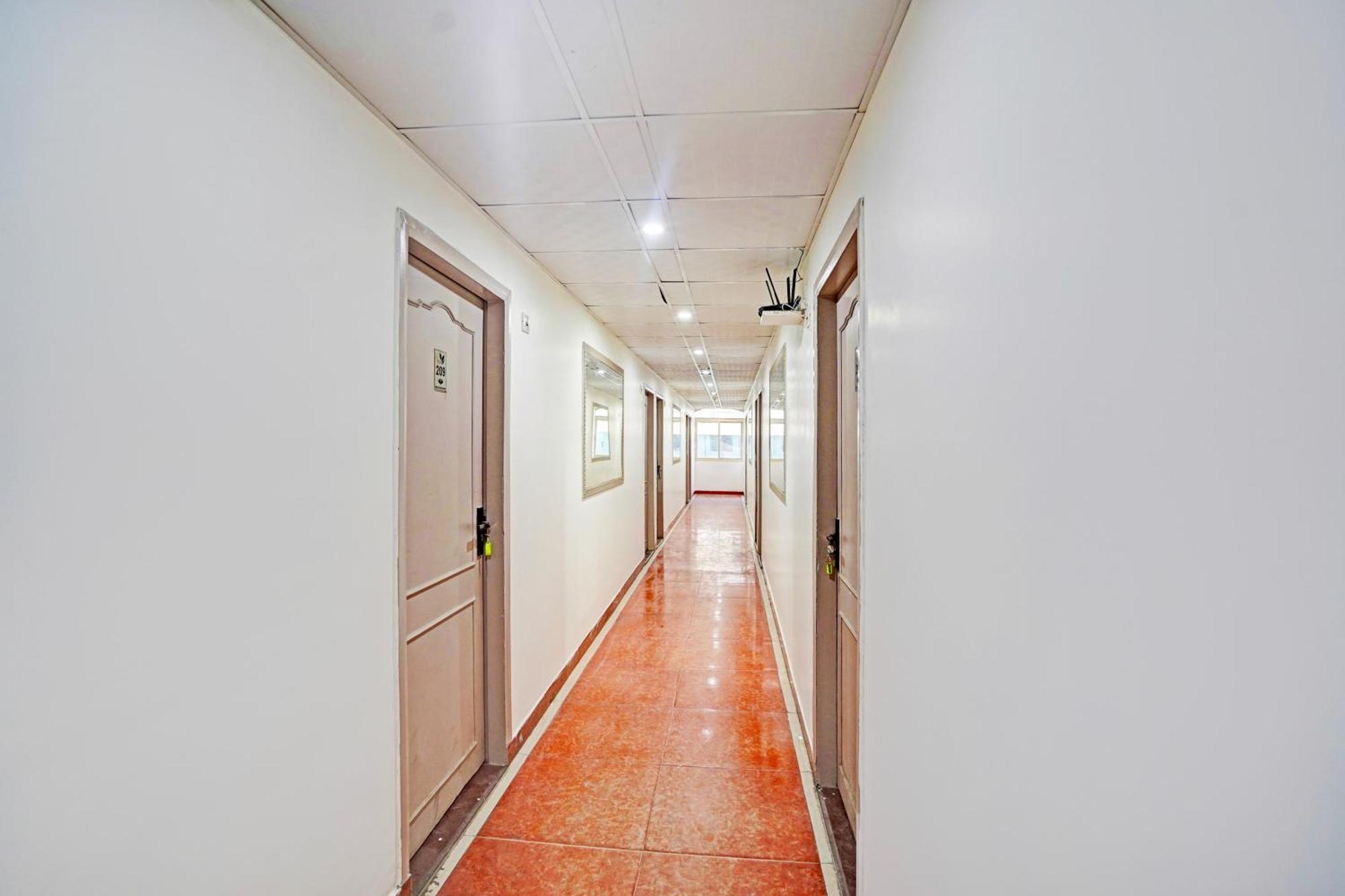 Townhouse Oak Nirman Nagar Mansarovar Jaipur Eksteriør billede